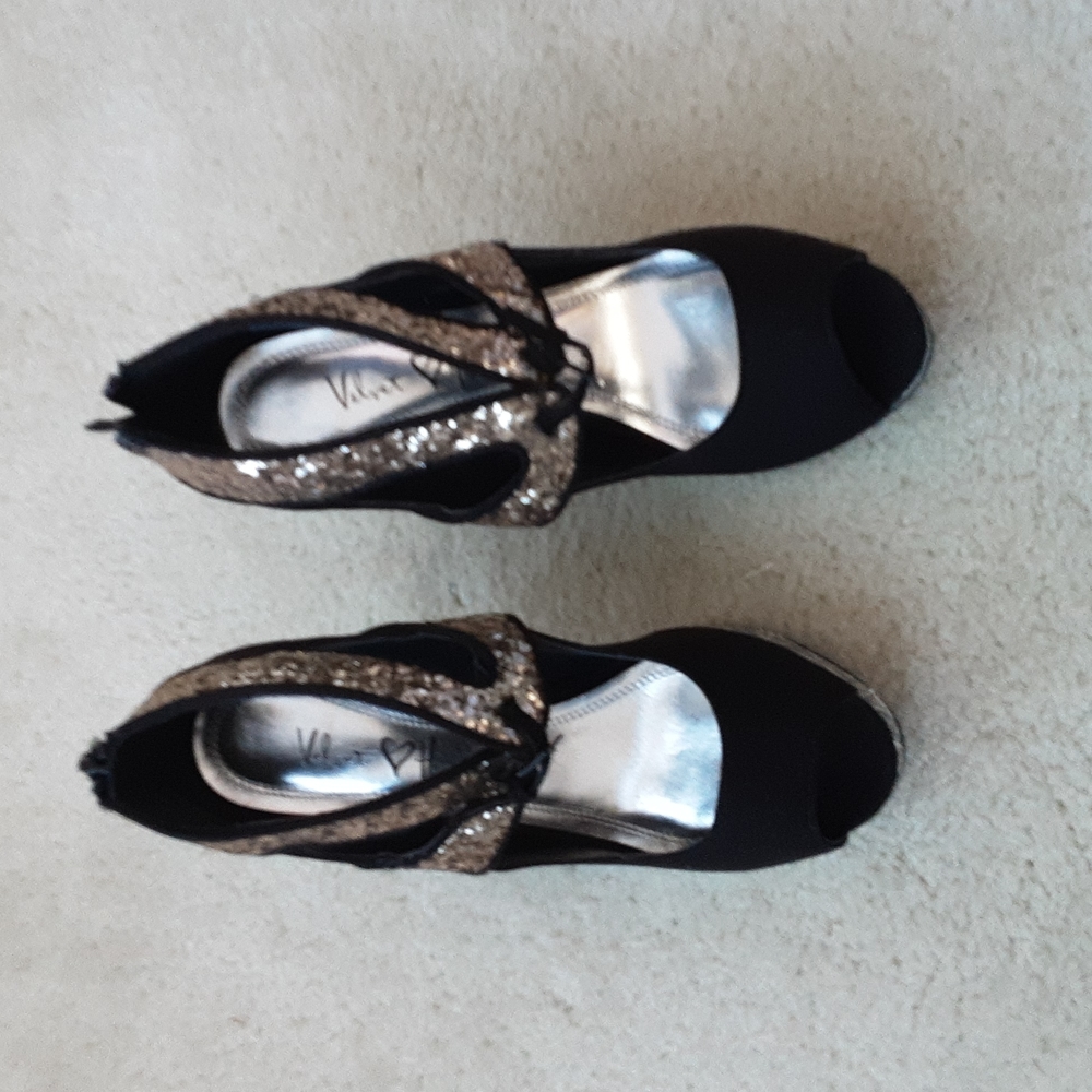 Like new ladies dress shoes